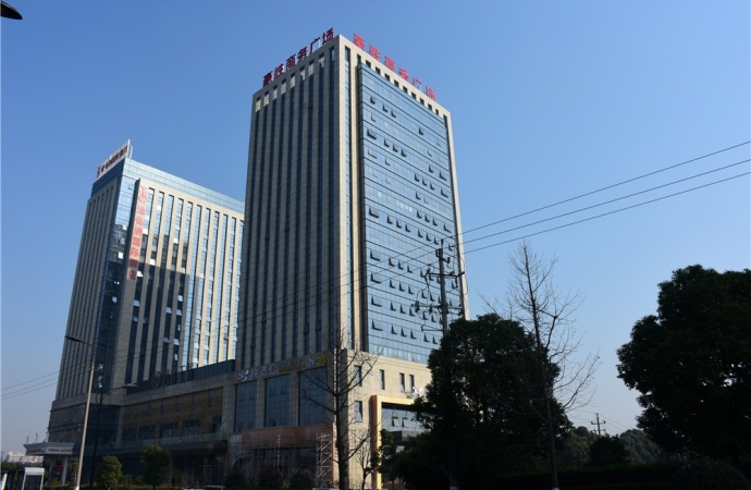 豪勝商務(wù)廣場(chǎng)幕墻
